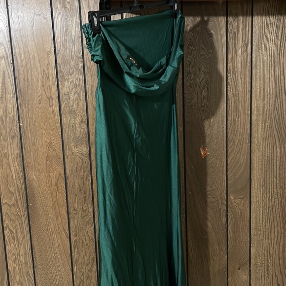 Laura’s Boutique Tana Dress - Picture 5 of 7